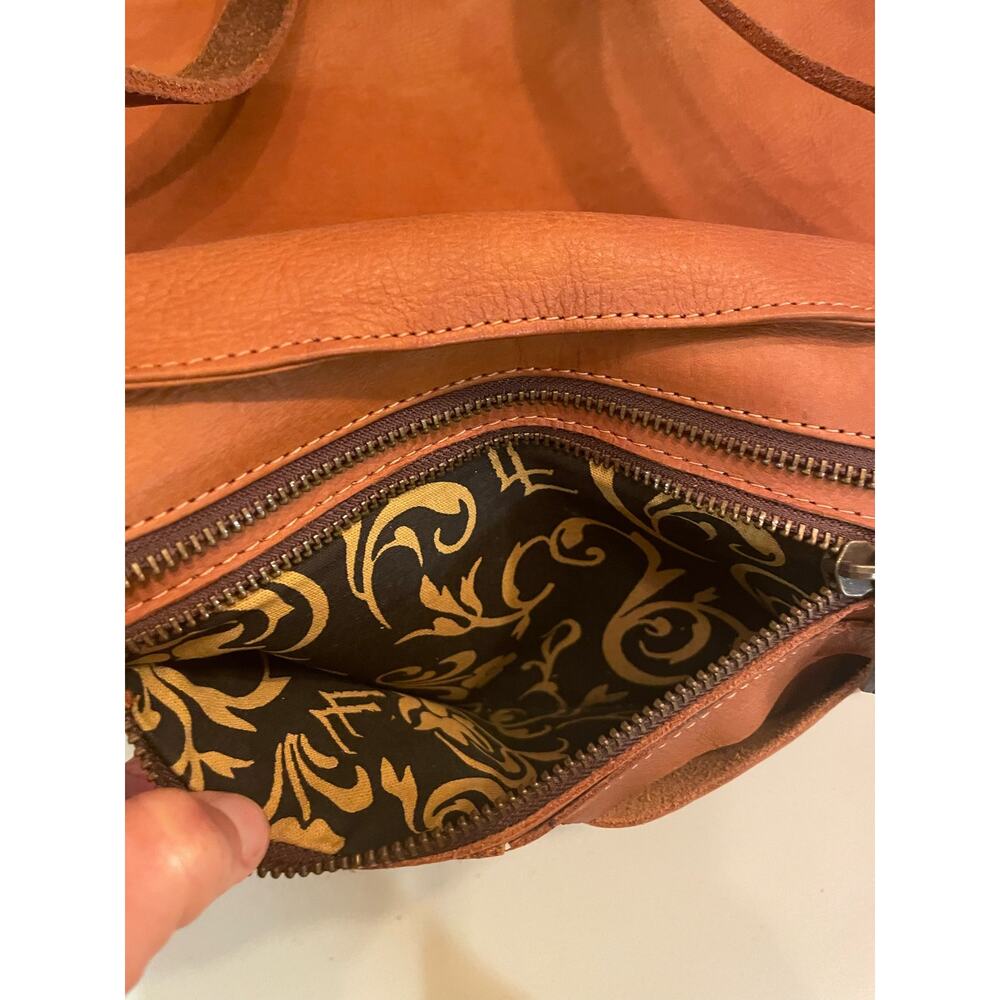 Leaders in Leather all Leather Purse or Bag camel tan - Picture 9 of 10